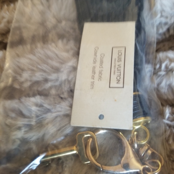 Louis Vuitton Briefcase - Picture 13 of 16